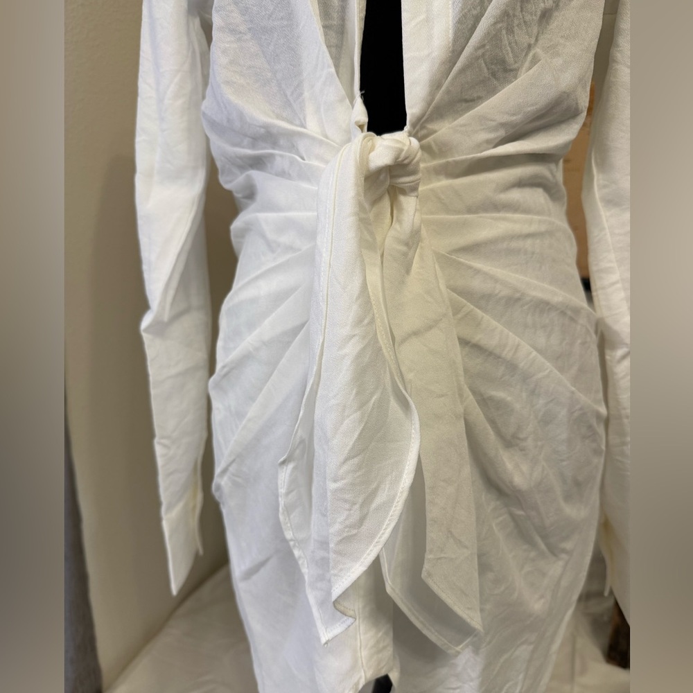 Choosy Crosby St Dress Plunging Neckline Tie Waist Women's Dress Size 6 - Picture 2 of 7